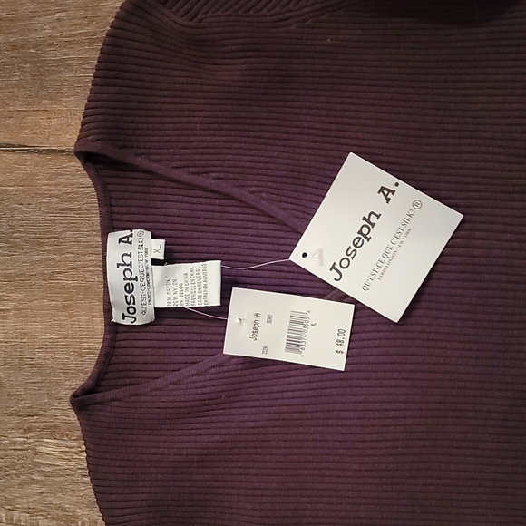 V neck Joseph A. Sweater xl - Picture 2 of 5